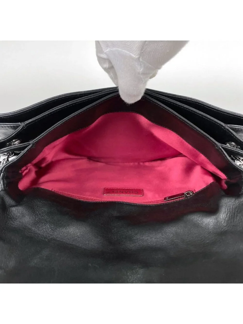 Chanel Shoulder Bag CC Logo Camellia Leather Black